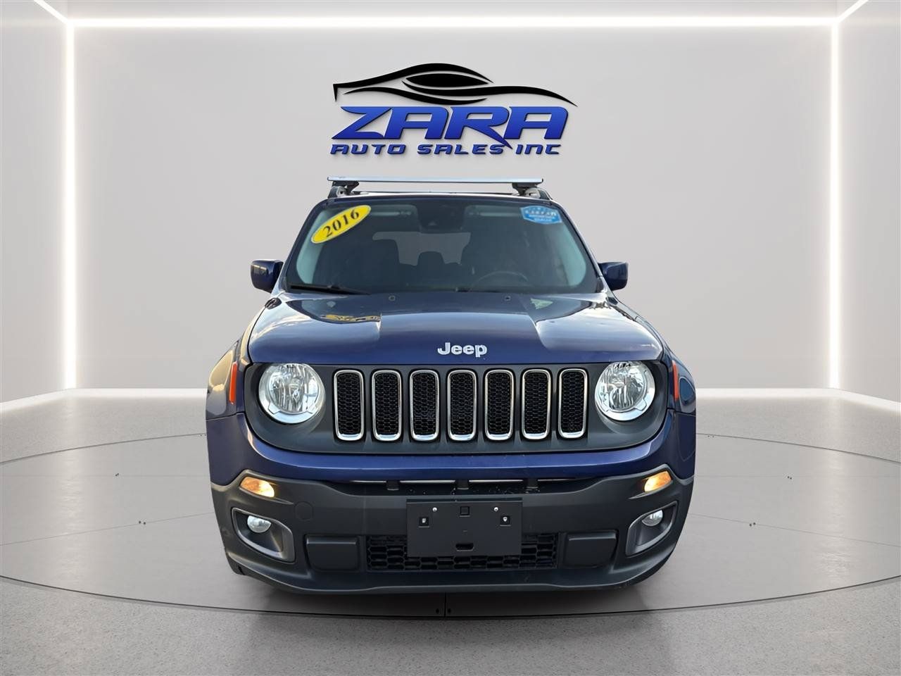 Used 2016 Jeep Renegade Latitude w/ Advanced Technology Group AWD/4WD image 3