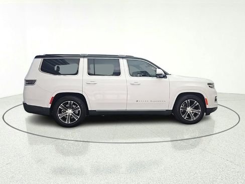Used 2022 Jeep Grand Wagoneer Series I AWD/4WD image 8
