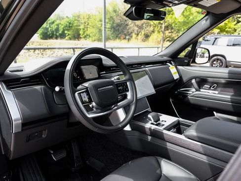 New 2026 Land Rover Range Rover SE AWD/4WD image 3