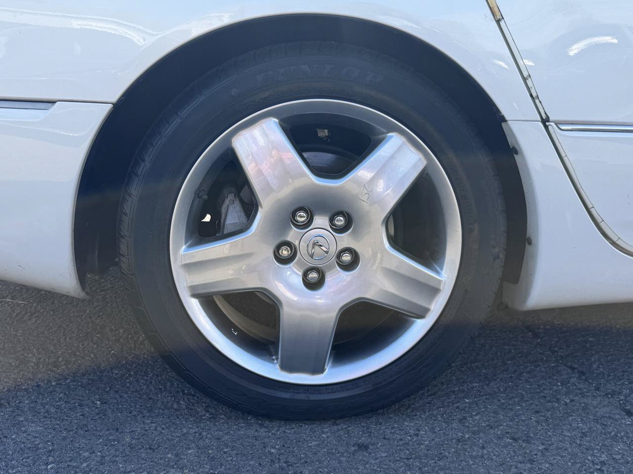 Used 2005 Lexus LS 430 RWD image 41