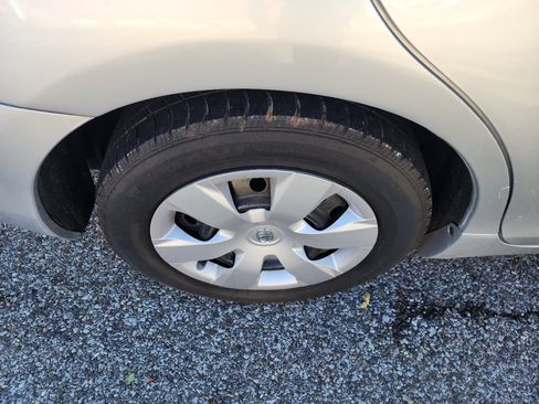 Used 2008 Toyota Camry LE image 14