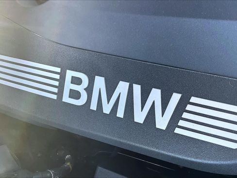 Used 2026 BMW X5 xDrive50e w/ M Sport Package AWD/4WD image 17