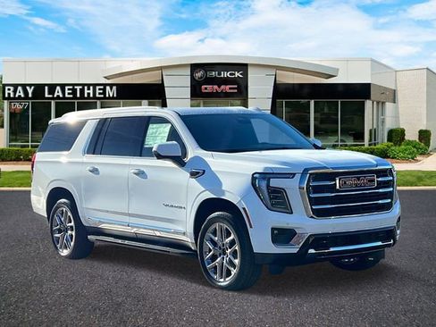New 2026 GMC Yukon XL Elevation image 7