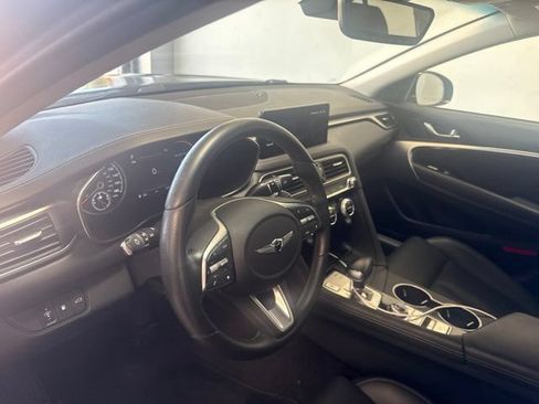 Used 2023 Genesis G70 2.0T RWD image 9