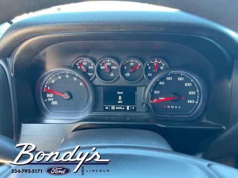 Used 2021 Chevrolet Silverado 1500 Custom image 4