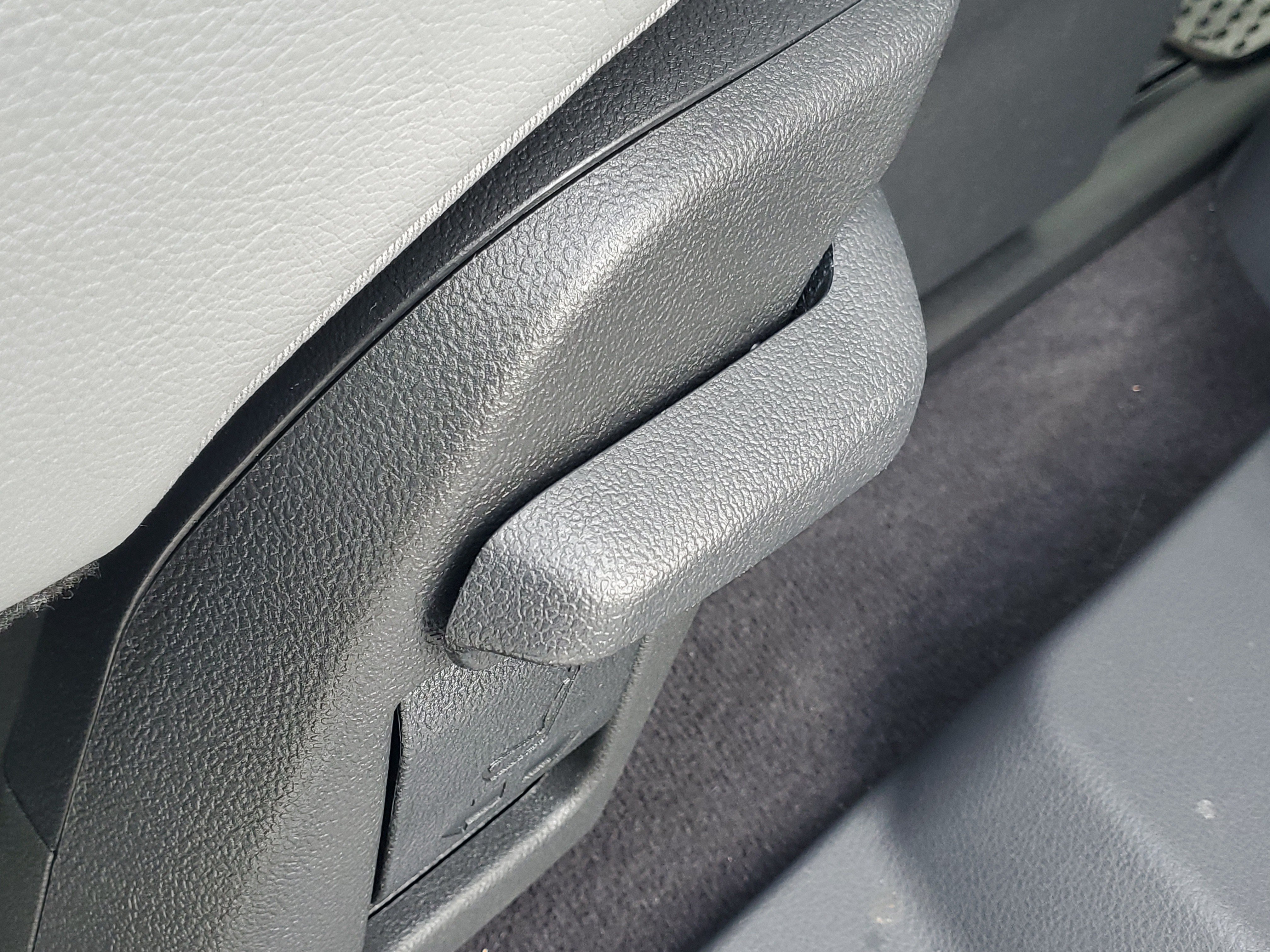 Certified 2024 Toyota Sienna XLE AWD/4WD image 14