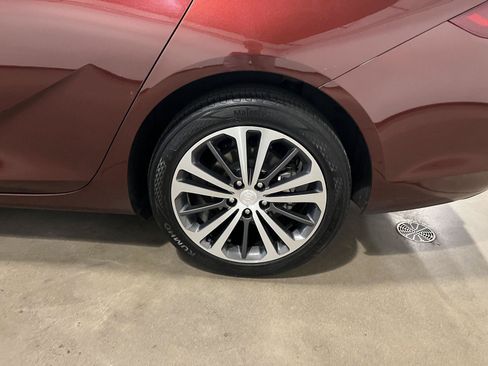 Used 2019 Buick Regal Essence w/ Driver Confidence Package I AWD/4WD image 45