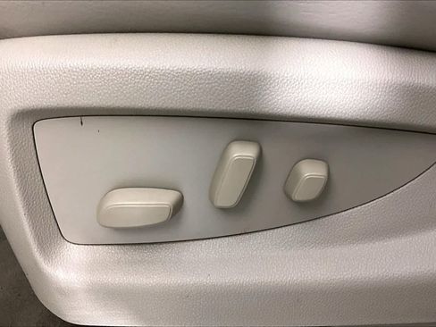 Used 2019 GMC Yukon Denali image 32