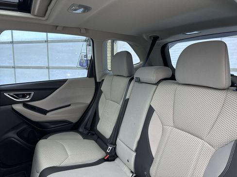 Used 2021 Subaru Forester Premium image 27