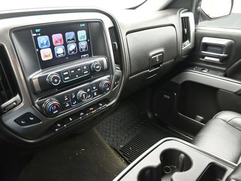 Used 2018 Chevrolet Silverado 1500 LTZ Z71 w/ LTZ Plus Package AWD/4WD image 28