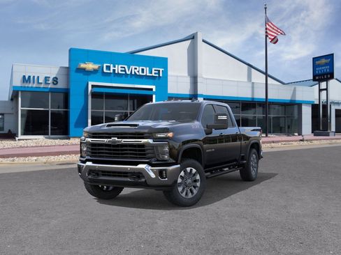 New 2026 Chevrolet Silverado 2500 LT image 8