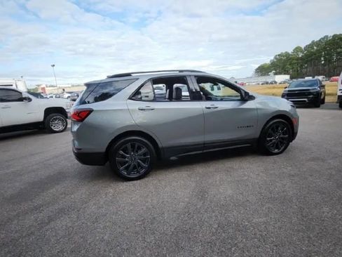 Certified 2024 Chevrolet Equinox RS image 5