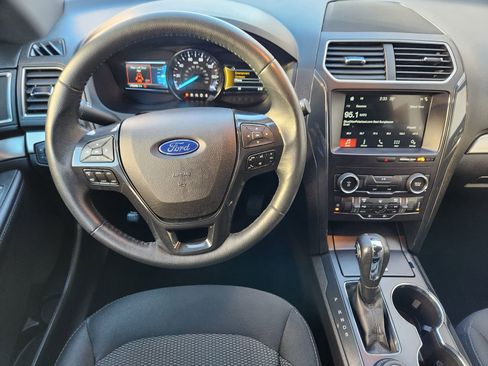 Used 2019 Ford Explorer XLT w/ Equipment Group 201A image 31