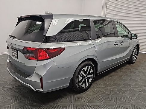 New 2026 Honda Odyssey EX-L image 8