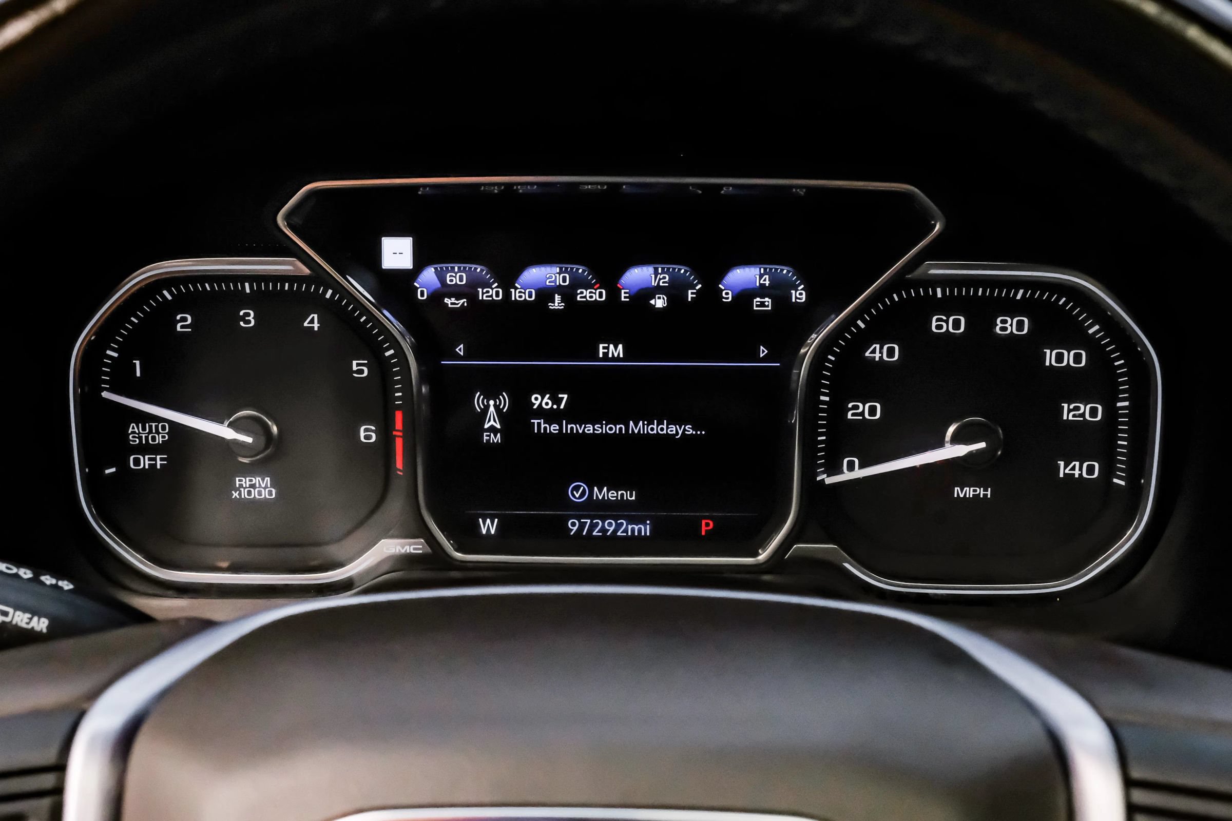 Used 2021 GMC Yukon SLT w/ SLT Luxury Plus Package RWD image 21