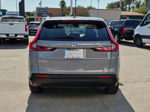 Used 2025 Honda CR-V LX image 6