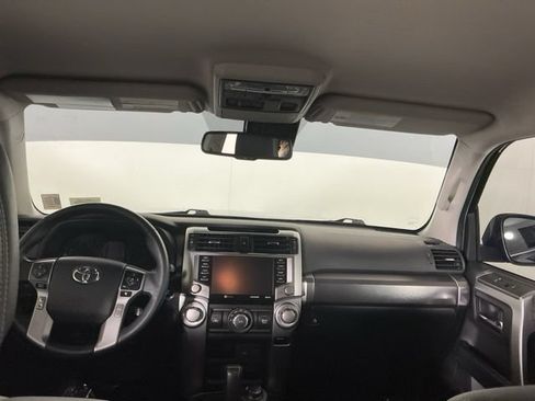 Used 2020 Toyota 4Runner SR5 Premium AWD/4WD image 23