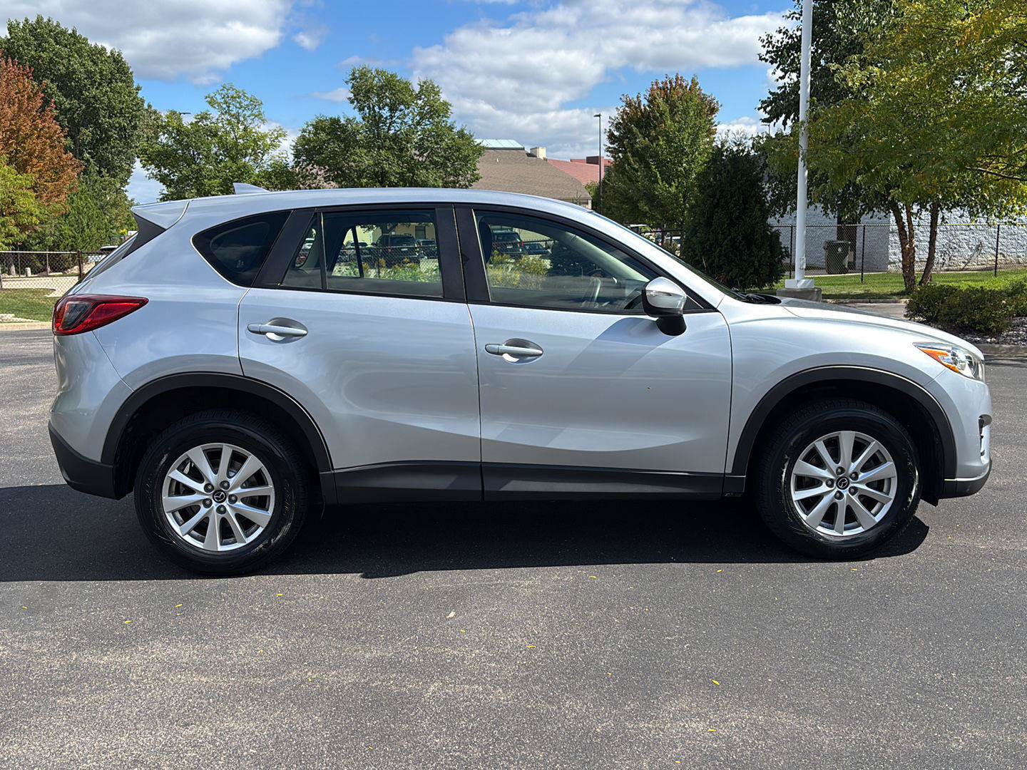 Used 2016 MAZDA CX-5 Sport w/ Rear Camera Package AWD/4WD image 9