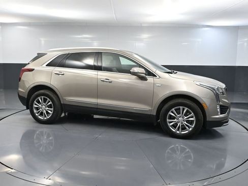 Used 2022 Cadillac XT5 Premium Luxury w/ LPO, Floor Liner Package image 3