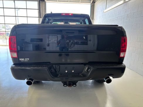 Used 2019 RAM 1500 Express w/ Wheel & Sound Group AWD/4WD image 3