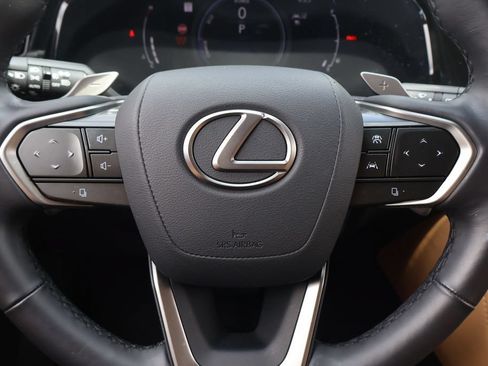 Used 2025 Lexus NX 350h AWD w/ Accessory Package (2T) image 18