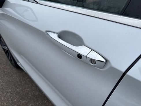 Used 2024 Mitsubishi Outlander SEL image 51