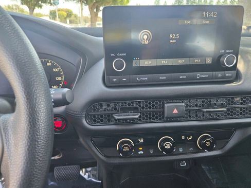 Certified 2024 Honda HR-V LX image 14