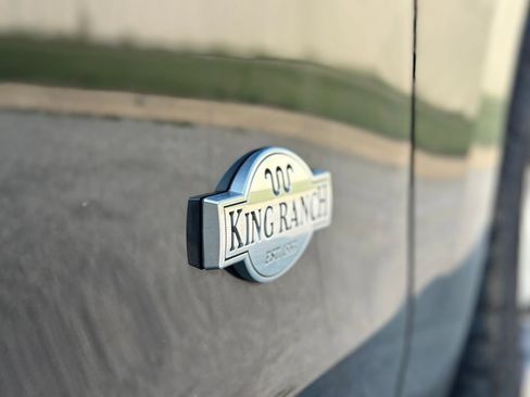 Used 2025 Ford Expedition King Ranch AWD/4WD image 12