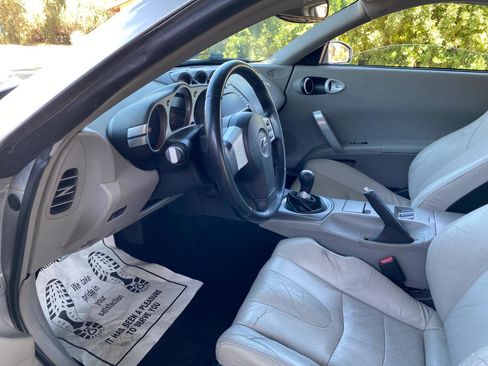 Used 2003 Nissan 350Z Touring RWD image 23