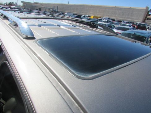 Used 2000 Lincoln Navigator 2WD image 13