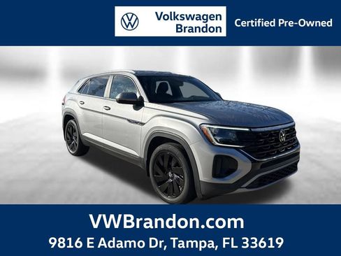 Certified 2024 Volkswagen Atlas Cross Sport SE AWD/4WD image 1
