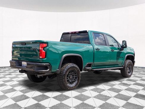 New 2026 Chevrolet Silverado 2500 ZR2 w/ LPO, Dark Essentials Package AWD/4WD image 20