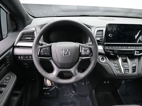New 2026 Honda Odyssey Sport-L image 18