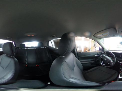 Used 2025 Buick Encore GX Preferred FWD image 42