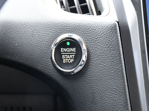 Used 2024 Ford Edge SEL w/ Convenience Package image 26