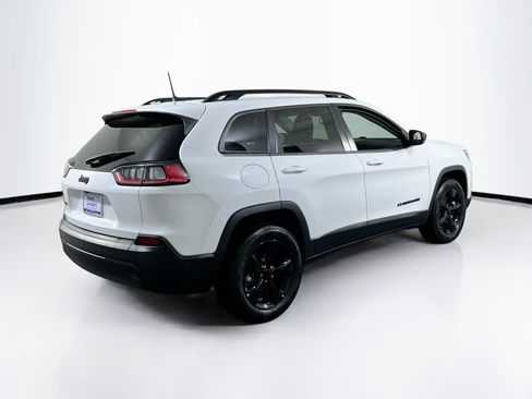 Used 2023 Jeep Cherokee Altitude Lux AWD/4WD image 5