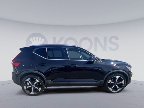 Used 2019 Volvo XC40 T5 Inscription image 8