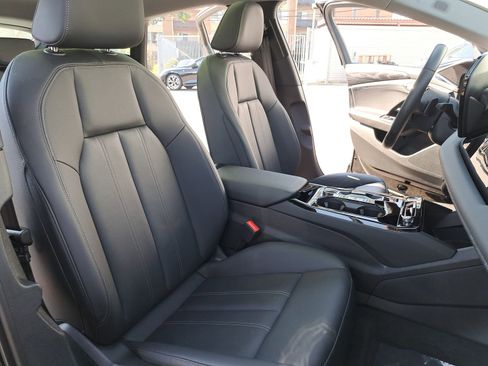 Certified 2025 Audi A6 e-tron Premium Plus w/ Premium Plus image 10