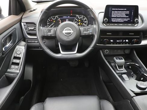 Used 2023 Nissan Rogue SV w/ SV Premium Package image 13