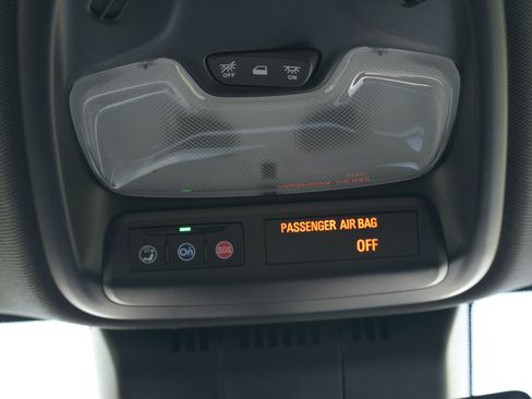Used 2026 Chevrolet Colorado W/T w/ WT Custom Package RWD image 9