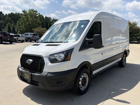 Used 2023 Ford Transit 150 Medium Roof RWD image 3