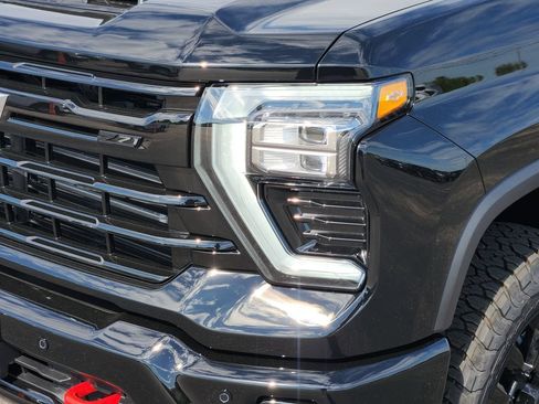 New 2026 Chevrolet Silverado 2500 LT w/ Trail Boss Package AWD/4WD image 6