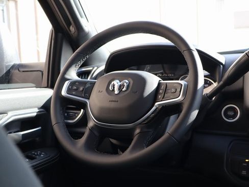 Used 2025 RAM 2500 Big Horn image 46