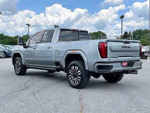 Certified 2024 GMC Sierra 2500 Denali Ultimate w/ Snow Plow Prep/Camper Package AWD/4WD image 8