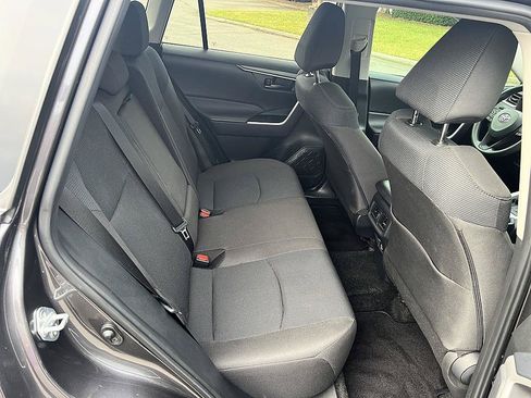 Used 2024 Toyota RAV4 LE FWD image 16