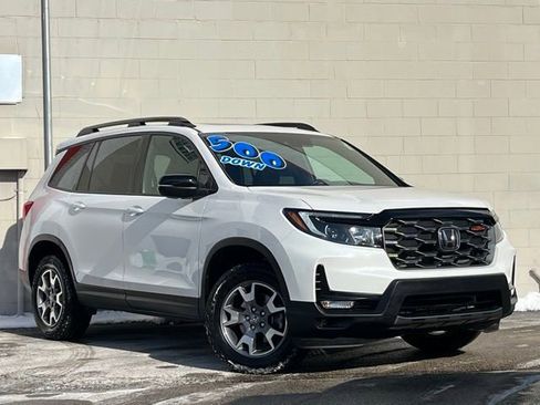 Used 2023 Honda Passport TrailSport image 1