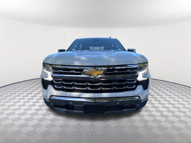 Used 2024 Chevrolet Silverado 1500 LTZ AWD/4WD image 2