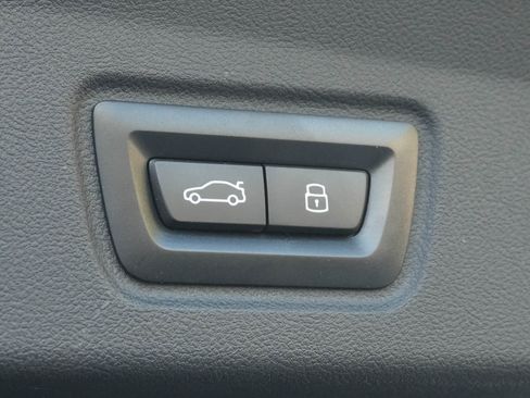 Used 2023 BMW i4 eDrive35 w/ Premium Package RWD image 33