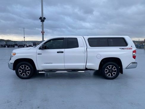 Used 2014 Toyota Tundra SR5 w/ TRD Off Road Package image 5