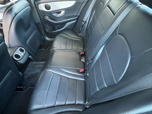 Used 2018 Mercedes-Benz C 300 Sedan image 9